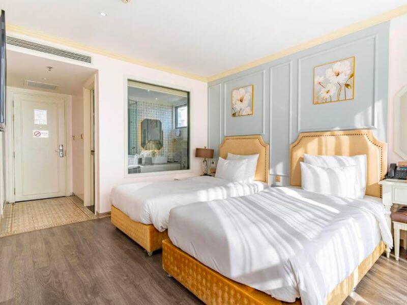 media\roomtypes\5595e9a3-6404-4ea5-9159-08dbf4707fa7\gallery\la-vague-hotel-nha-trang-14.041223093222454.jpg